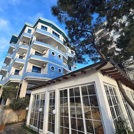 Blue Amr Hotell Škalngur Exteriör bild
