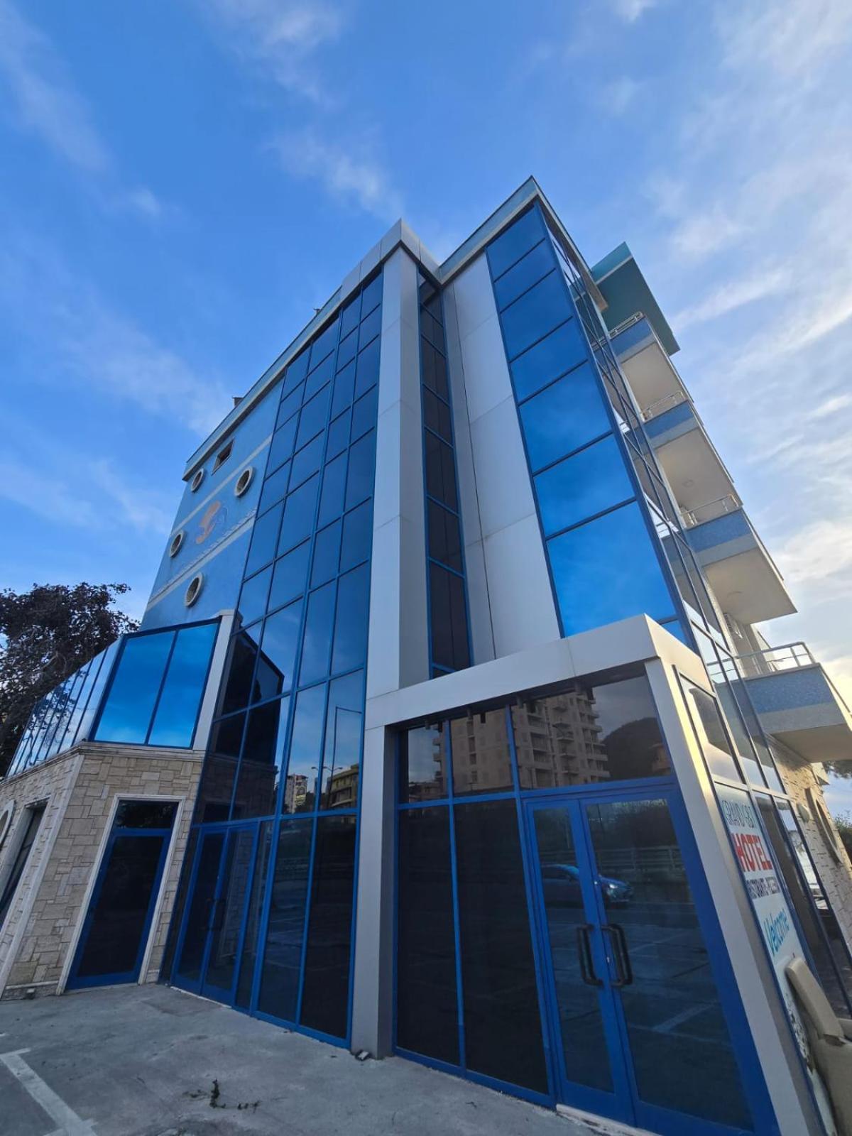 Blue Amr Hotell Škalngur Exteriör bild
